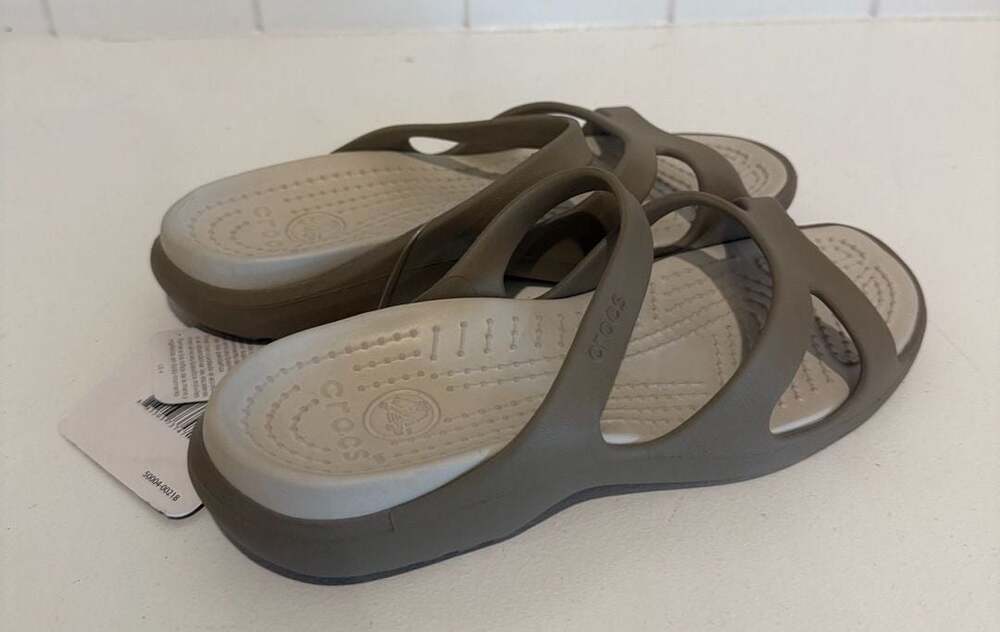 Crocs Brooklyn Low Wedge Sandals Bronze W5